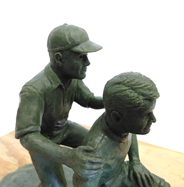 Two GolfersBronze Statue 